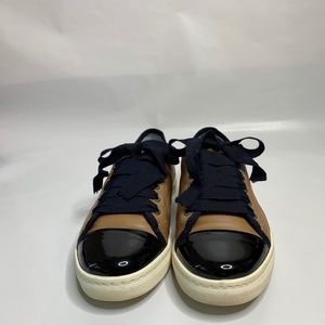 Super cute Lanvin brown leather sneakers